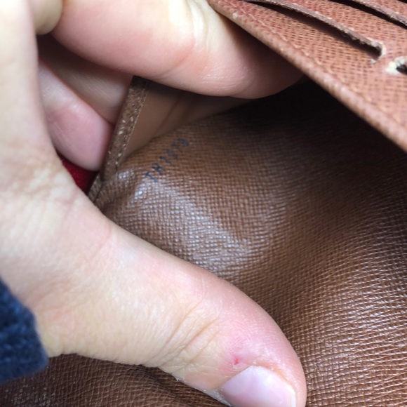 Authentic Louis Vuitton Monogram wallet lo… - Picture 14 of 16